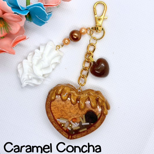 Caramel Concha Shaker Keychain
